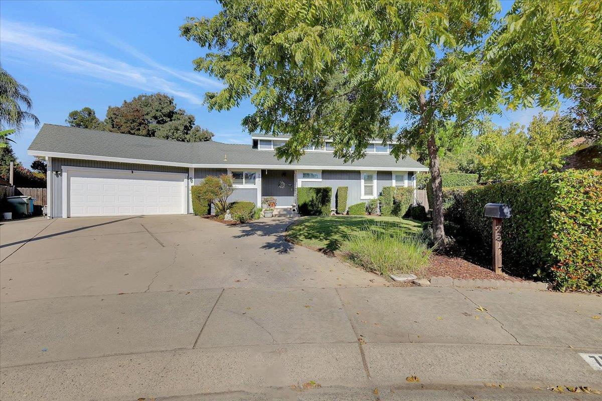 751 Gee Bee Way
