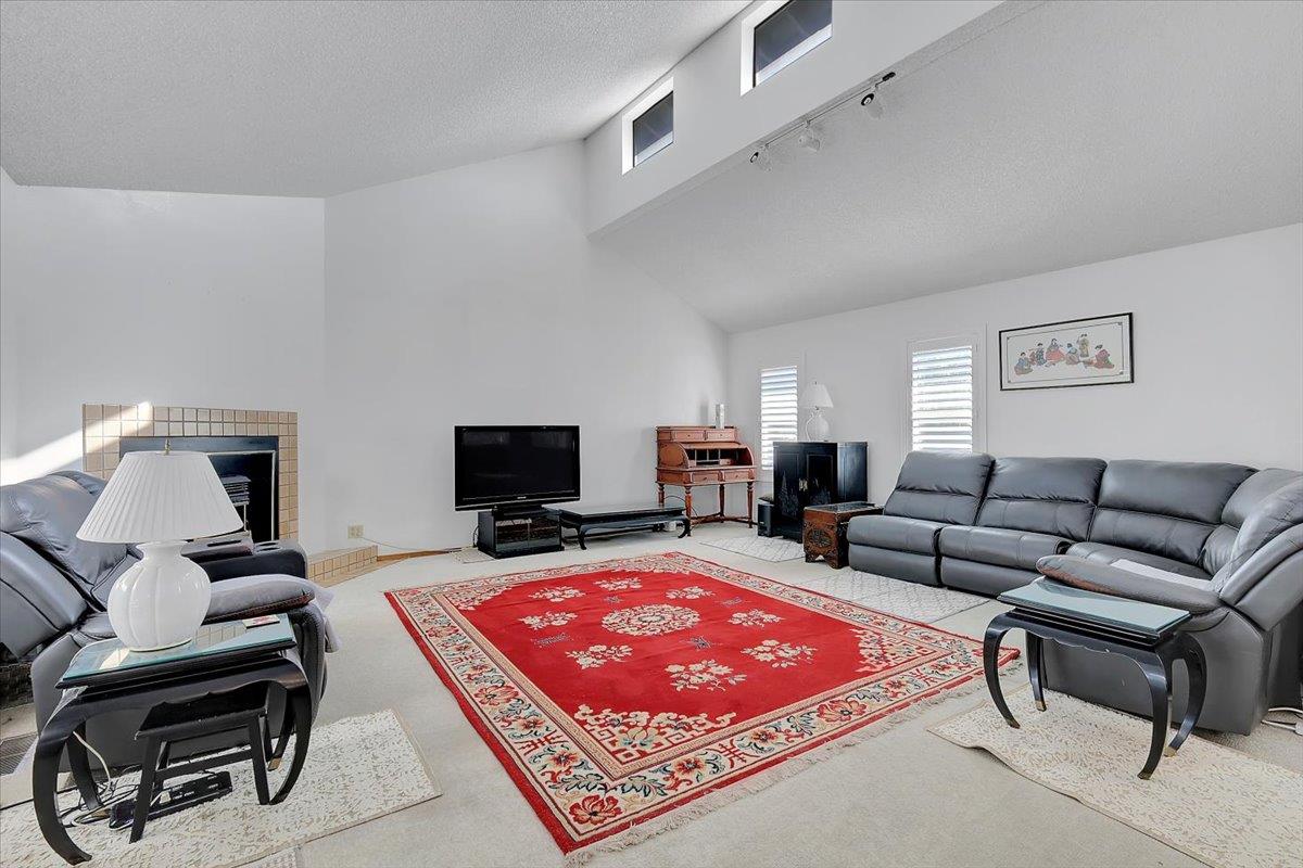 751 Gee Bee Way