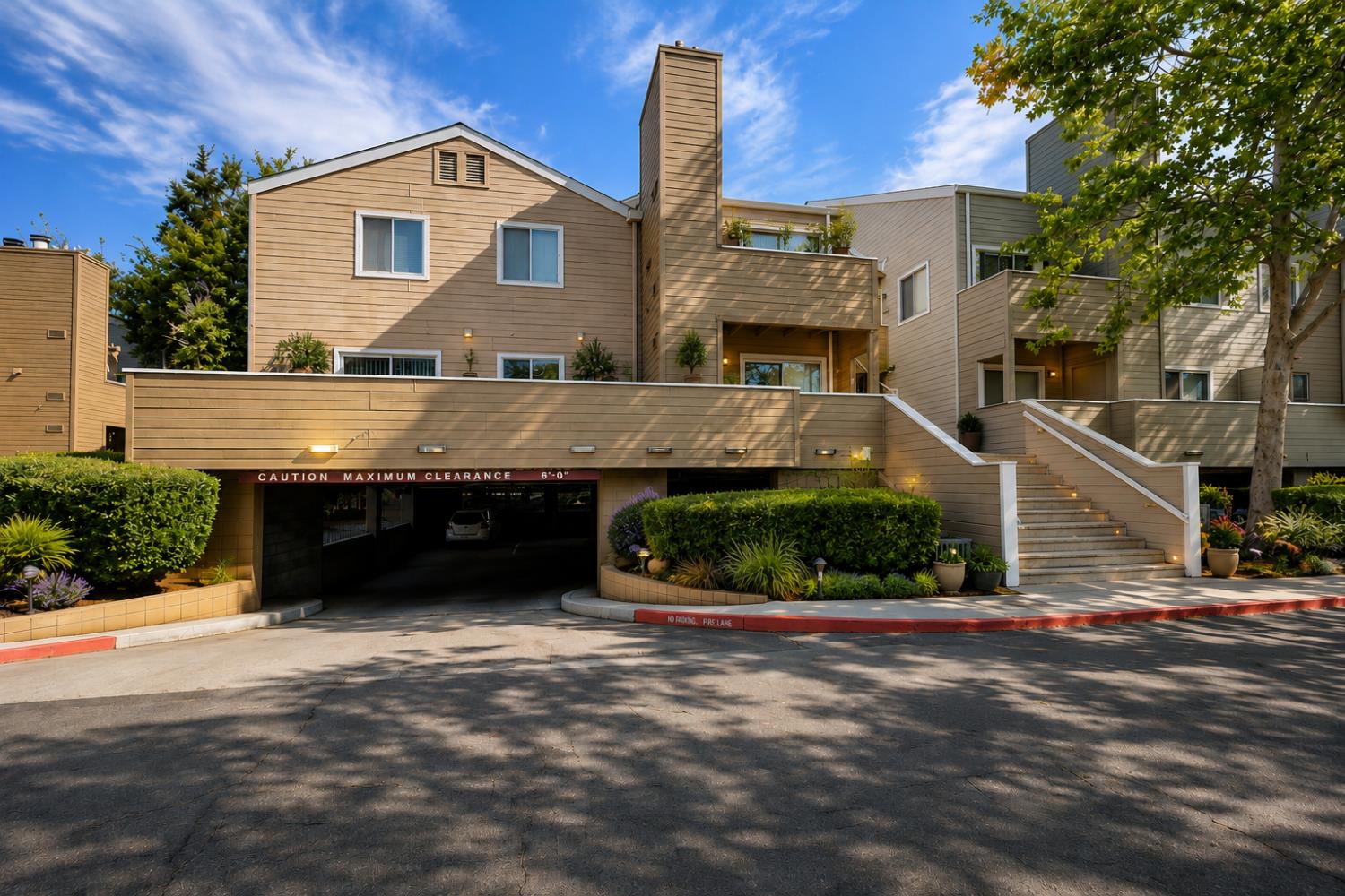 1019 Dornajo Way 154