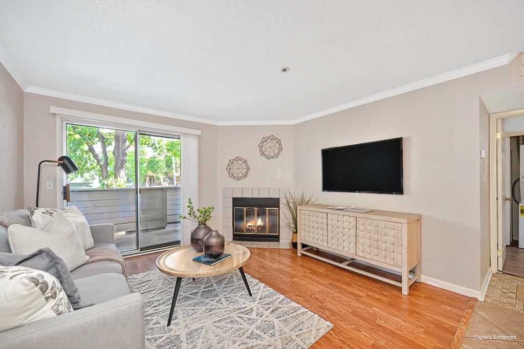 1019 Dornajo Way 154