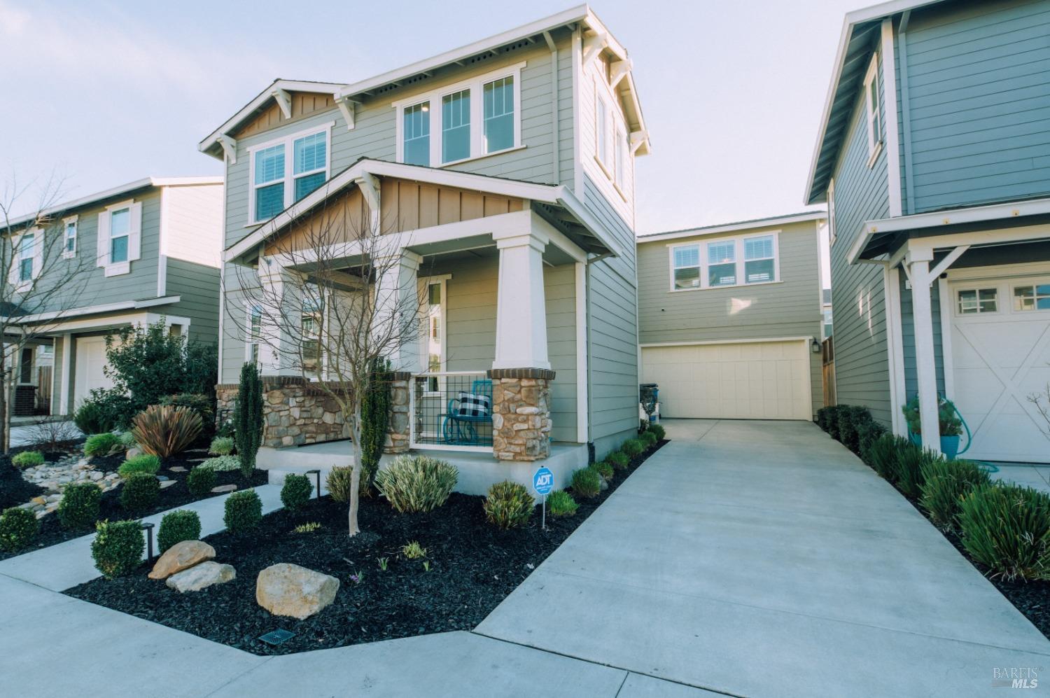 Listing image 1