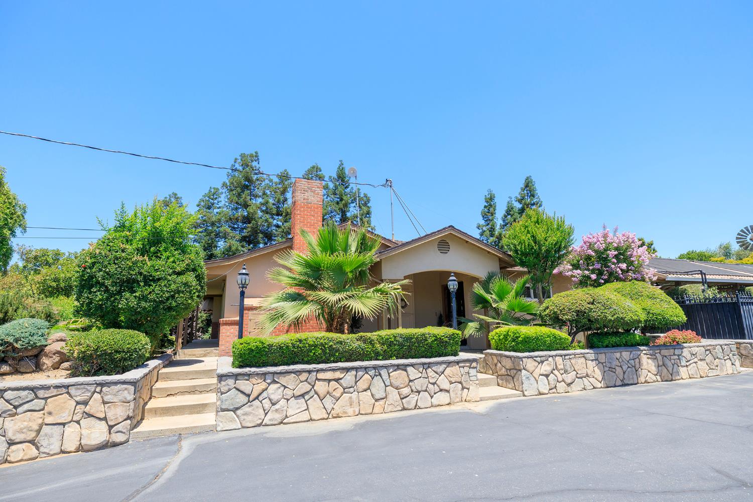 1800 Sperry Road