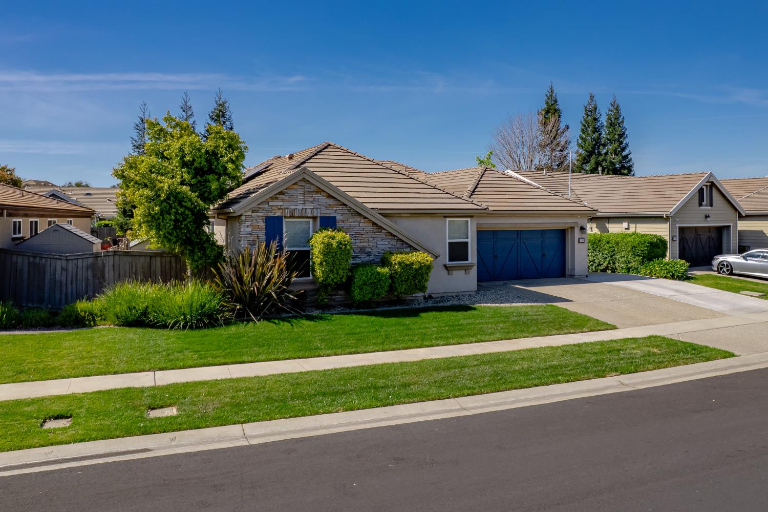 1404 High Noon Drive