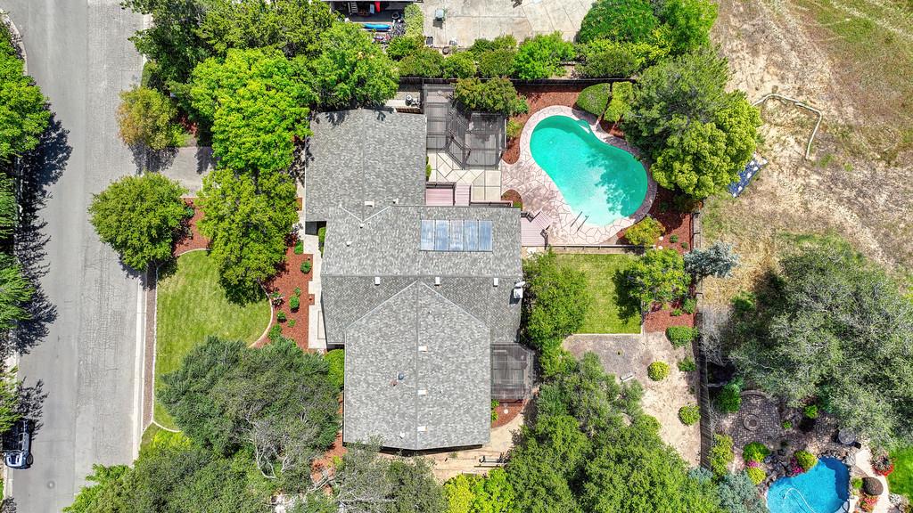 4821 Saint Thomas Drive