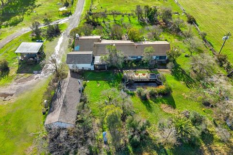 MLS: 225039353