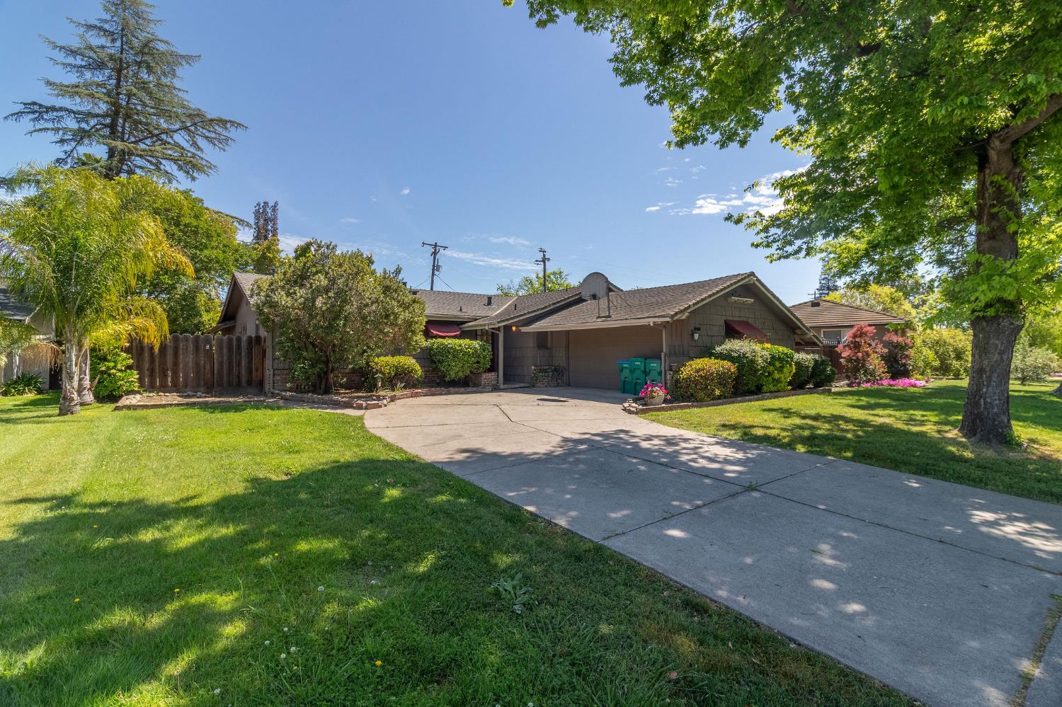 6960 N Pershing Avenue