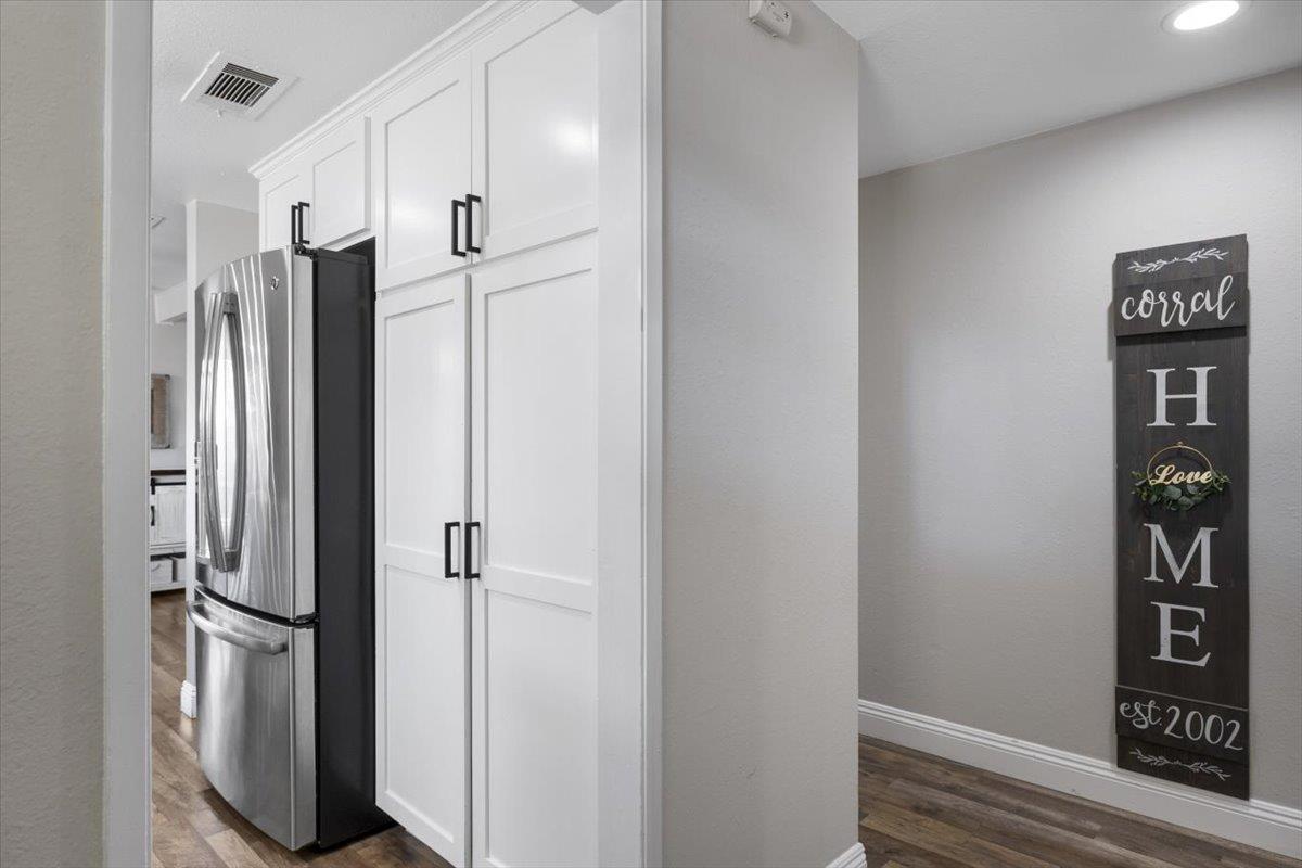 2935 Argonaut Avenue