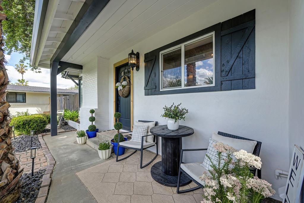 4317 Baywood Way