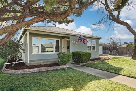 1240 S Crescent Avenue Lodi CA 95240