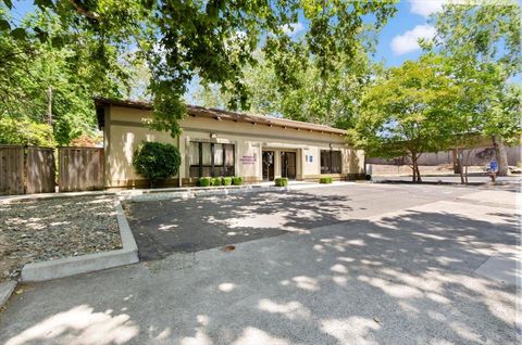 810 29th Street Sacramento CA 95816