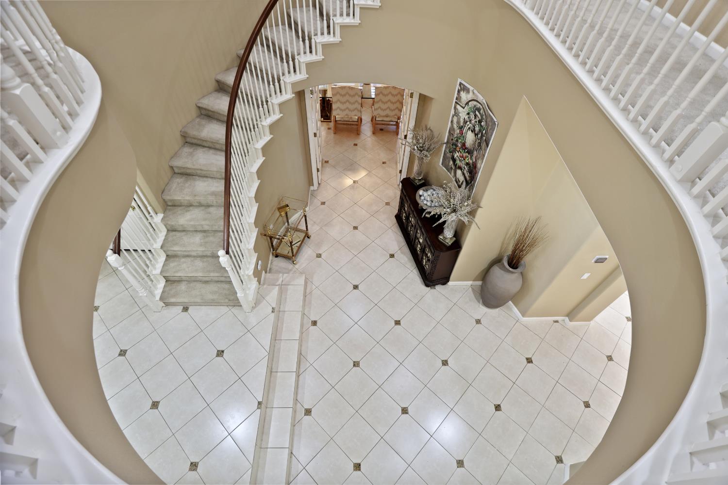 935 Shortland Circle