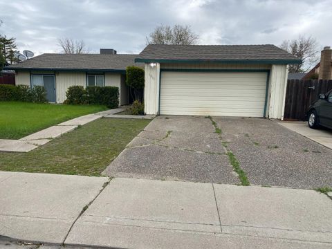 1017 Royal Oaks Drive, Stockton, CA 95209 - MLS#: 225031296