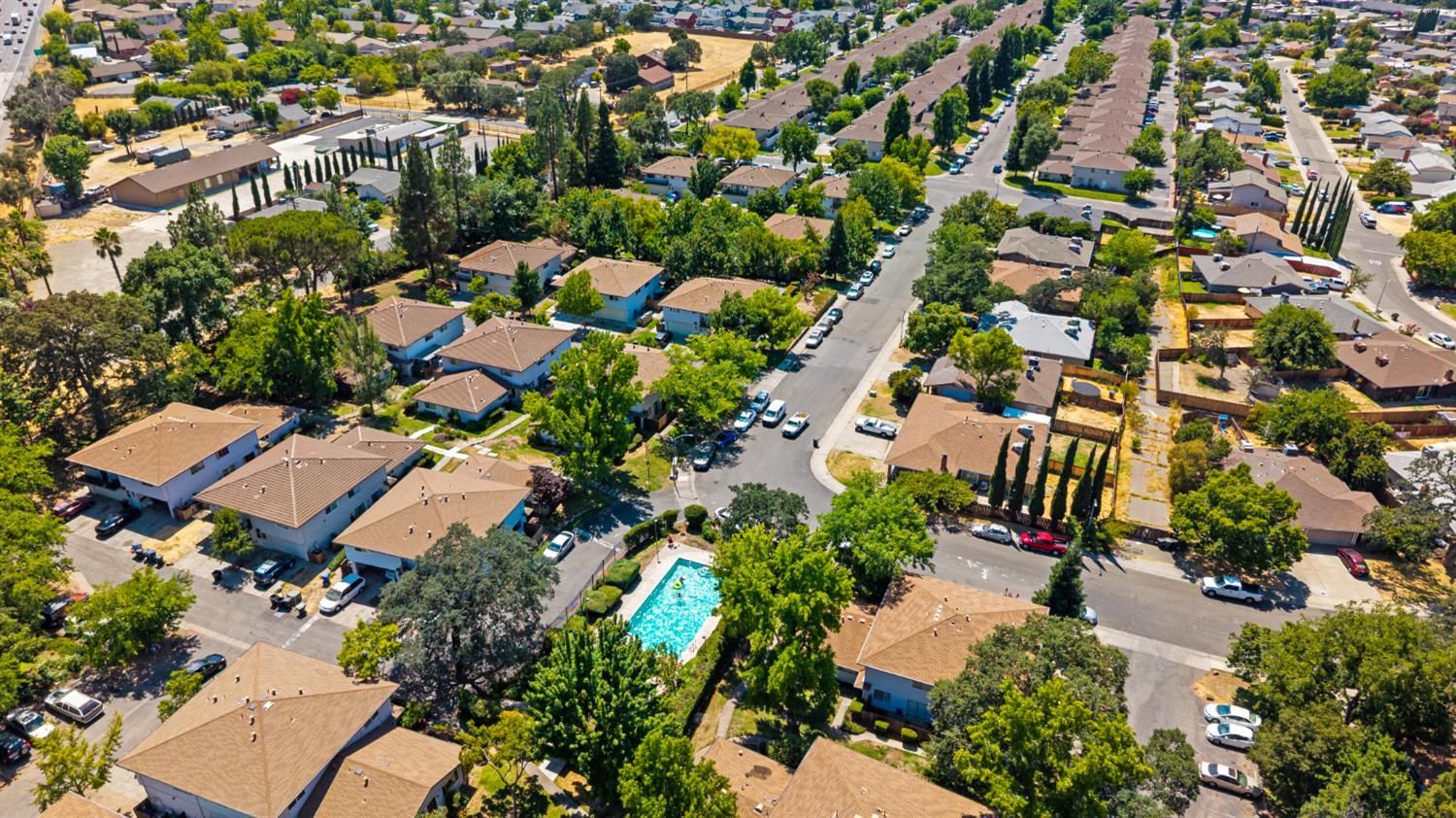 4720 Greenholme Drive 4