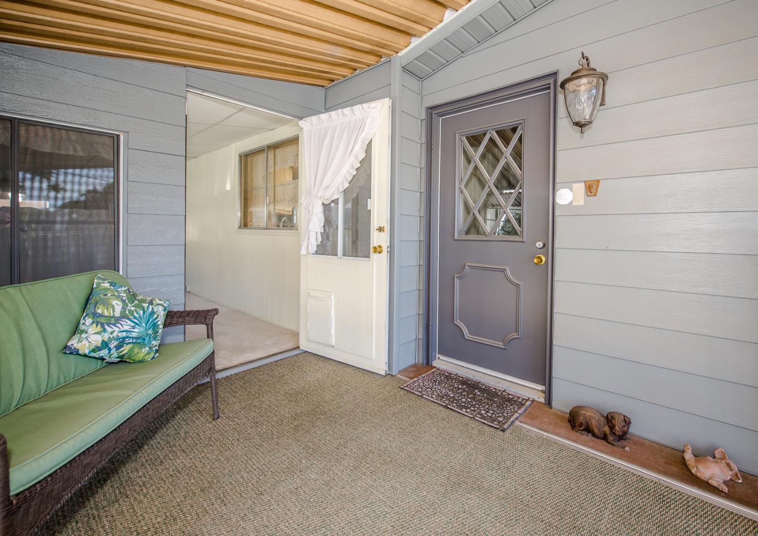 118 Leisureville Circle