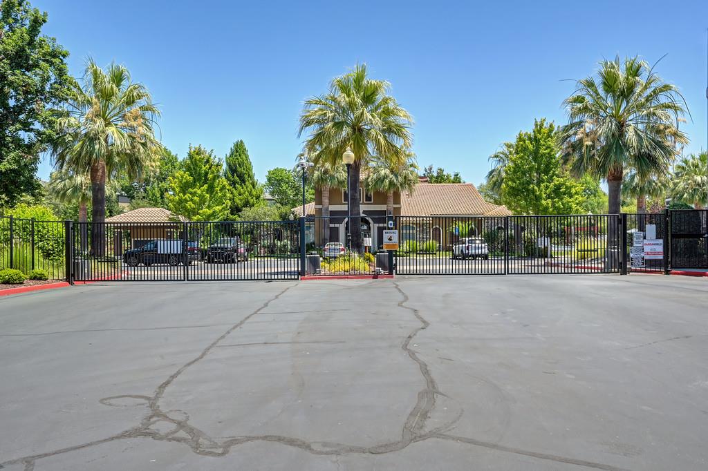 8434 Walerga Road 136