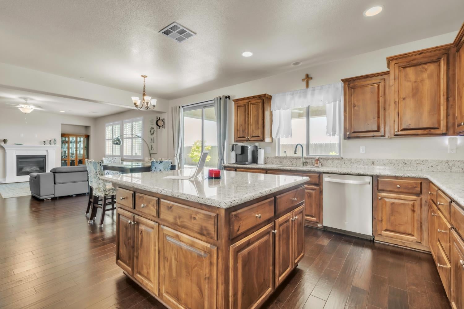 1639 Redmond Drive