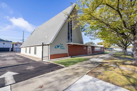 2416 Sloat Way Sacramento CA 95818