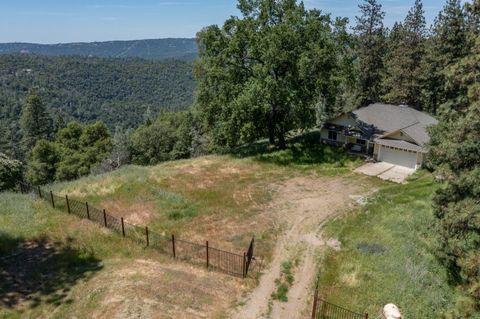 MLS: 225060550