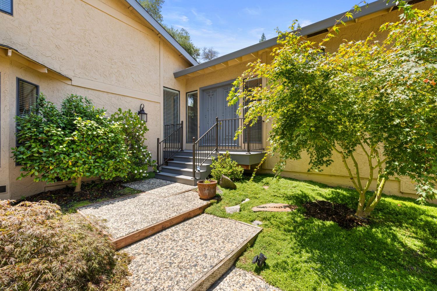 4616 Lei Street