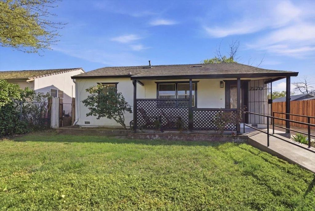 Photo of 2170 20th Avenue, Sacramento, CA 95822 (MLS # 226030774)