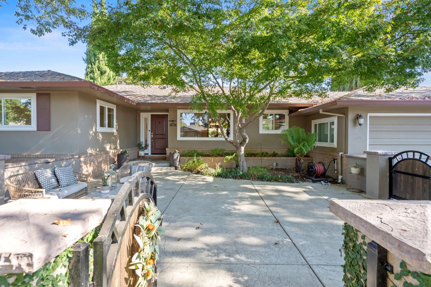 1113 Volz Drive