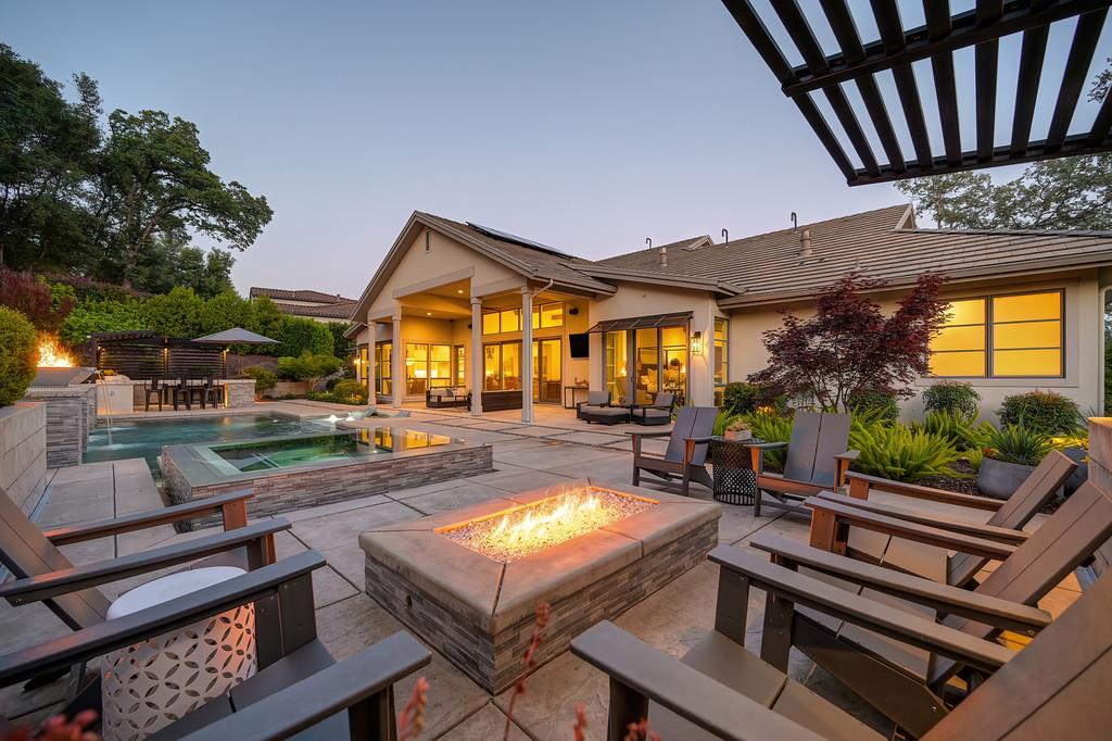 5138 Da Vinci Drive