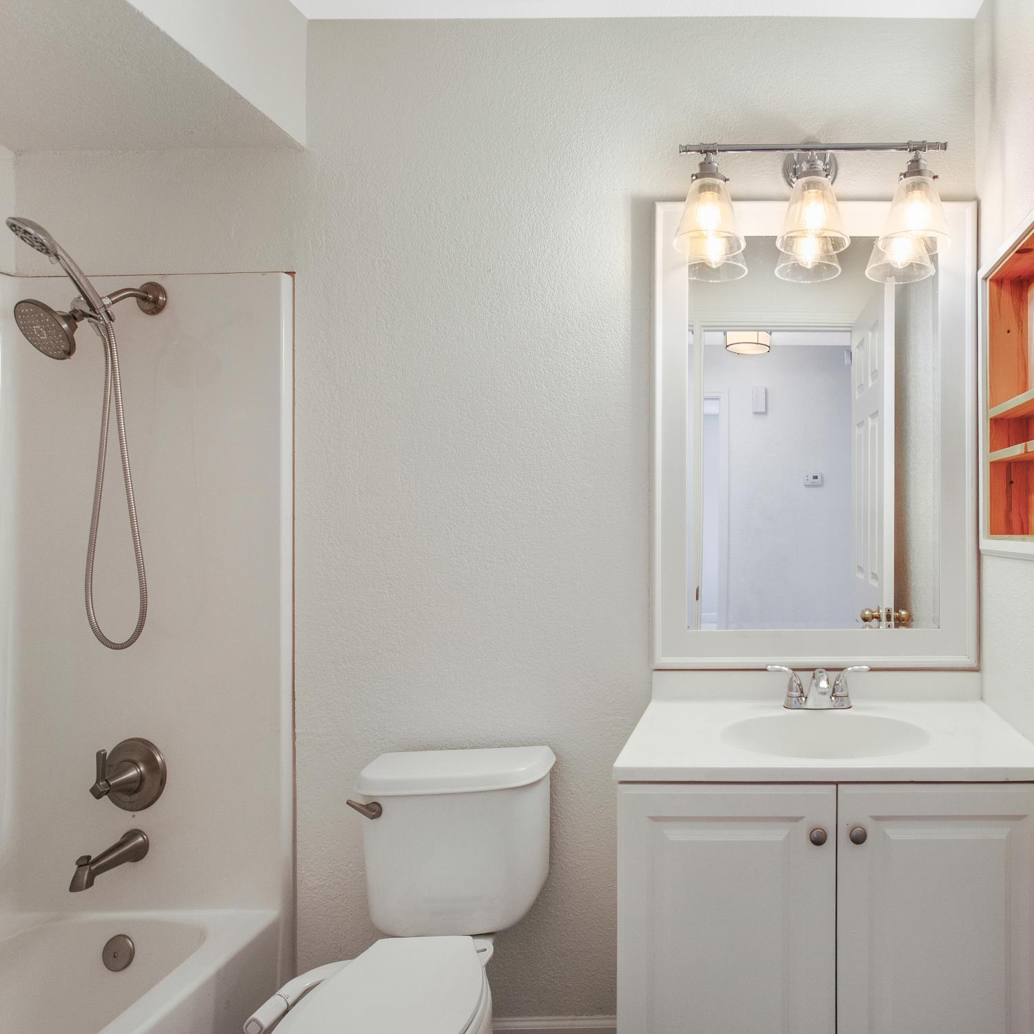 8355 Deville Oaks Way