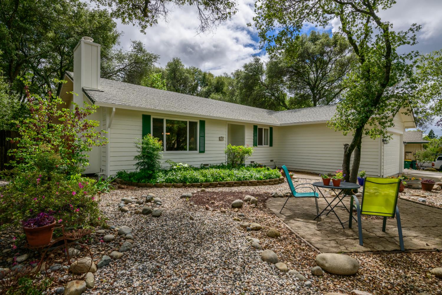 3480 La Canada Drive