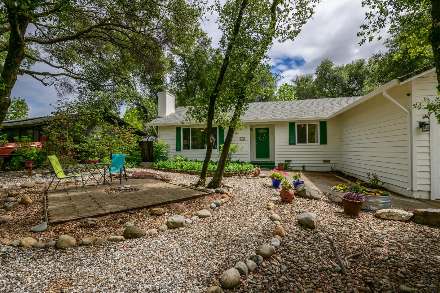 3480 La Canada Drive