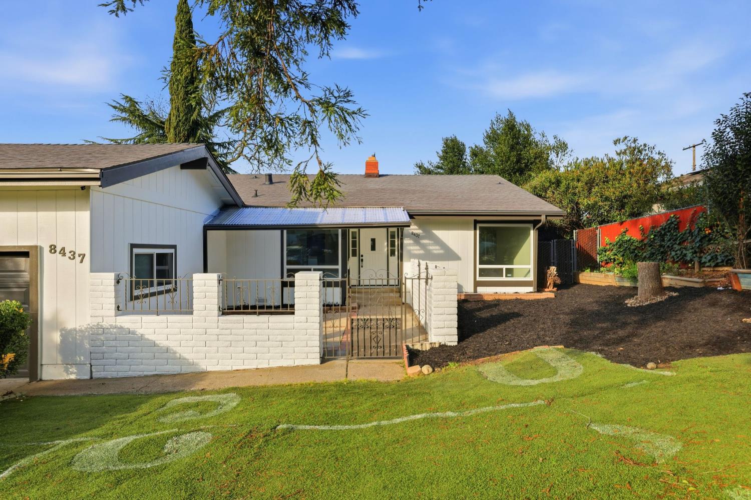 8437 Hidden Valley Circle