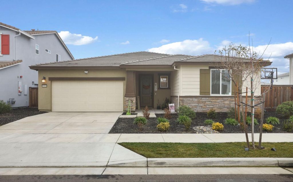 Photo of 10024 Baltisan Lane, Stockton, CA 95219 (MLS # 226006200)