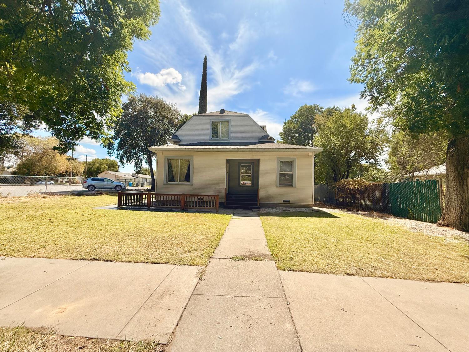 345 Fremont Street