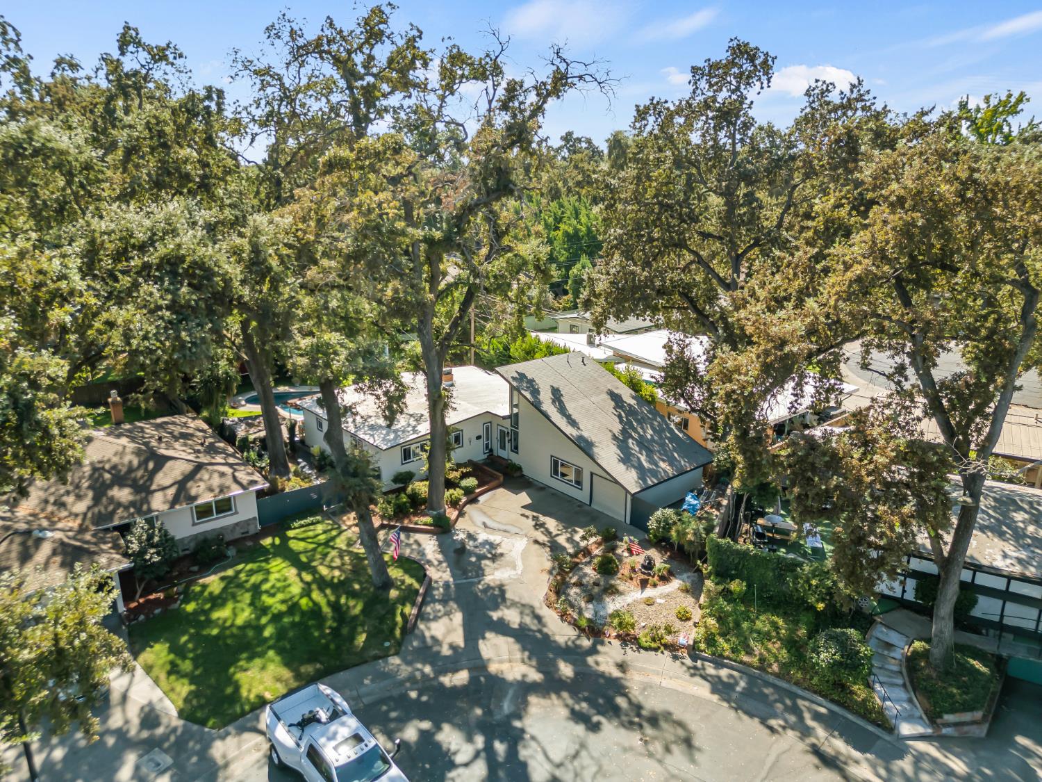 1712 Ferndale Court
