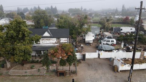 2306 W F Street Oakdale CA 95361