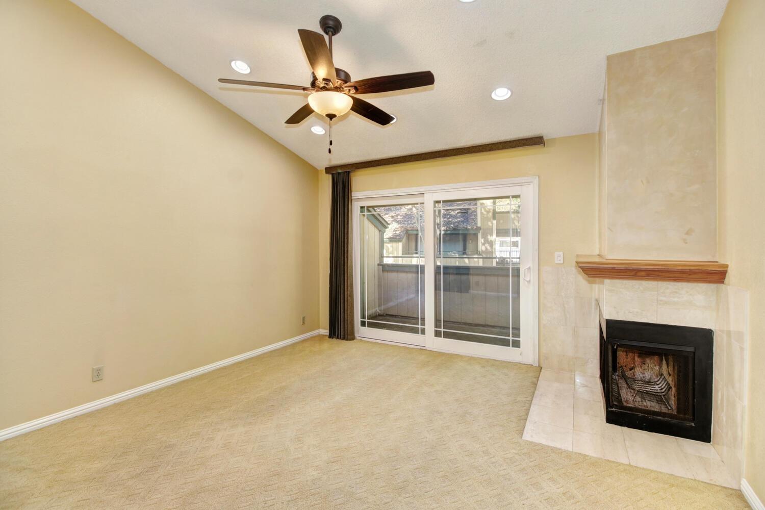 350 Del Verde Circle 6