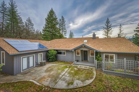 14752 Little Greenhorn Road Grass Valley CA 95945