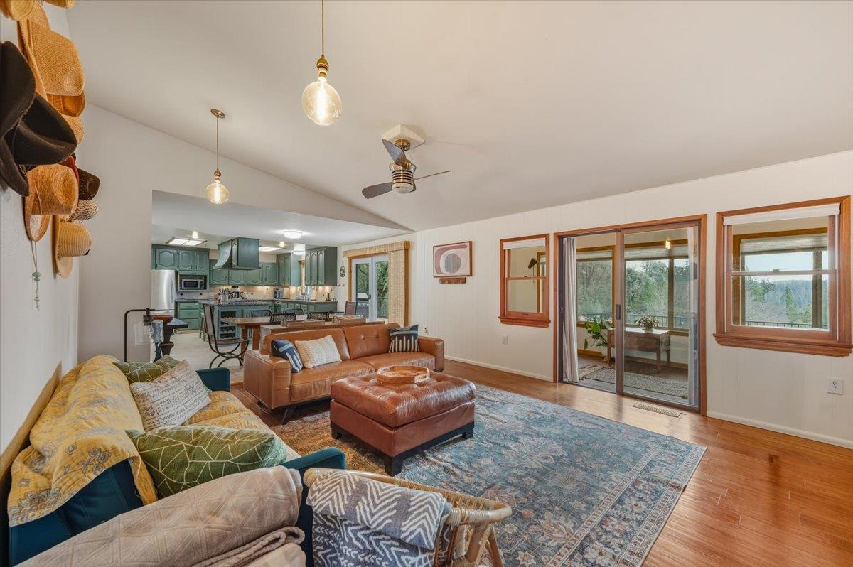 14752 Little Greenhorn Road