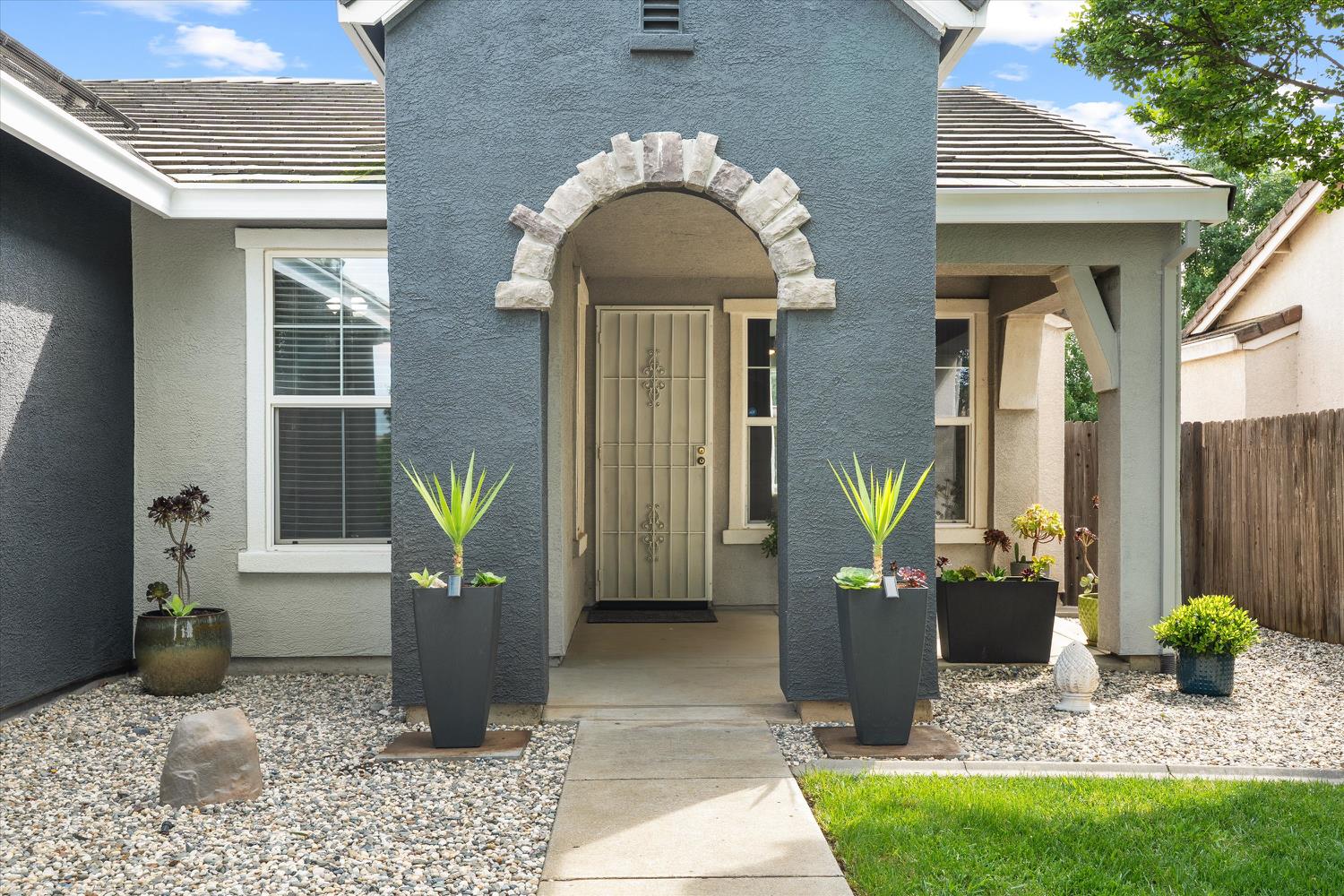 2411 Independence Trail