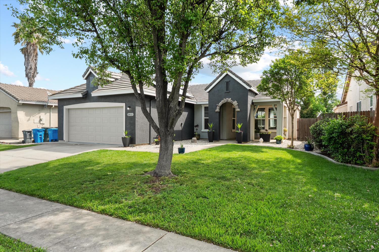 2411 Independence Trail