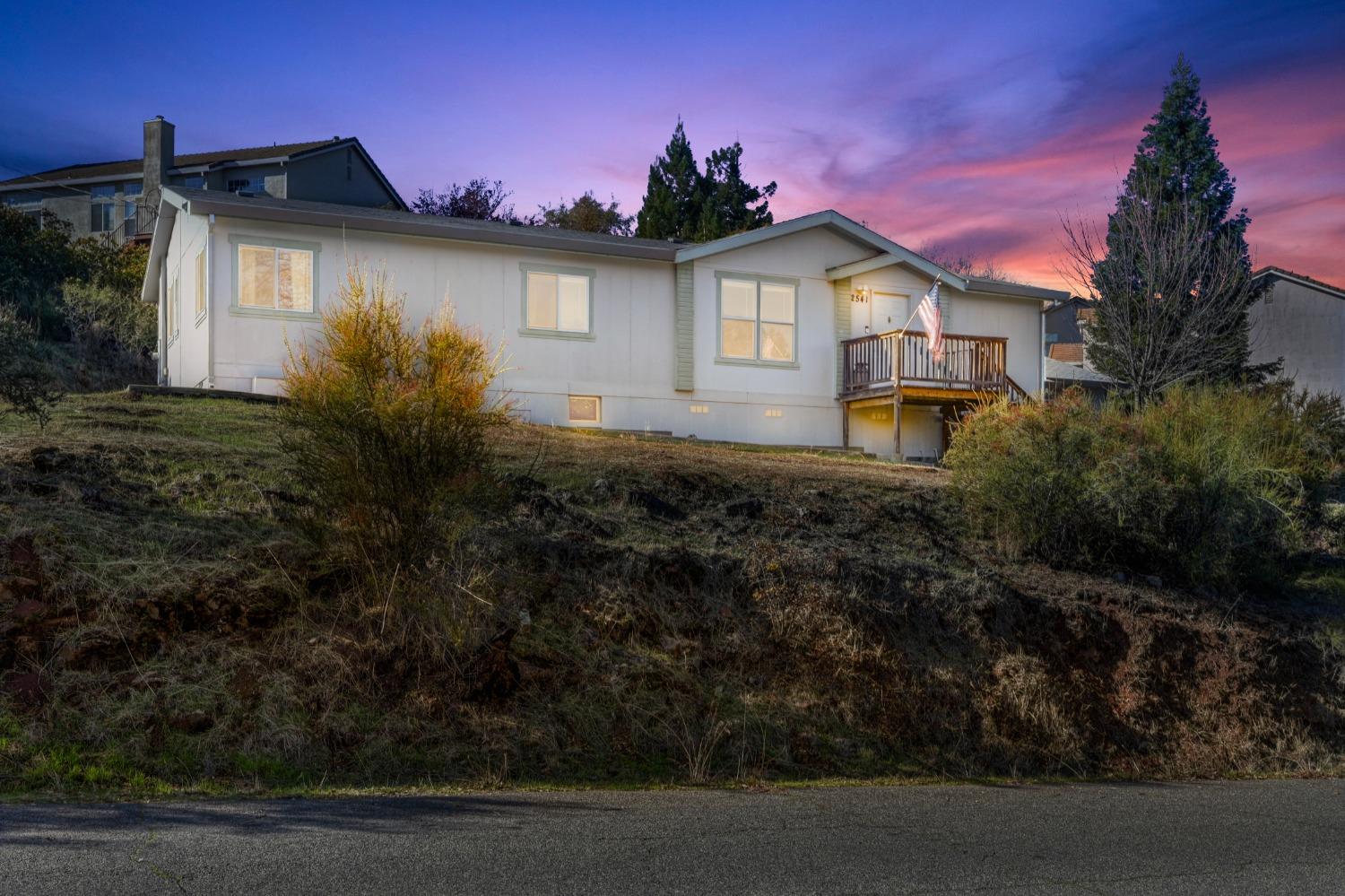 2541 Knollwood Drive