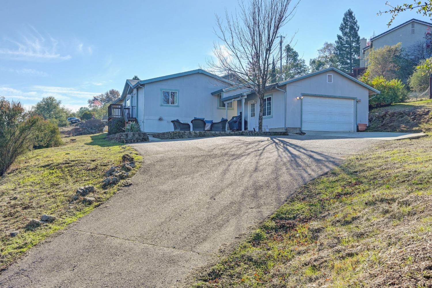 2541 Knollwood Drive