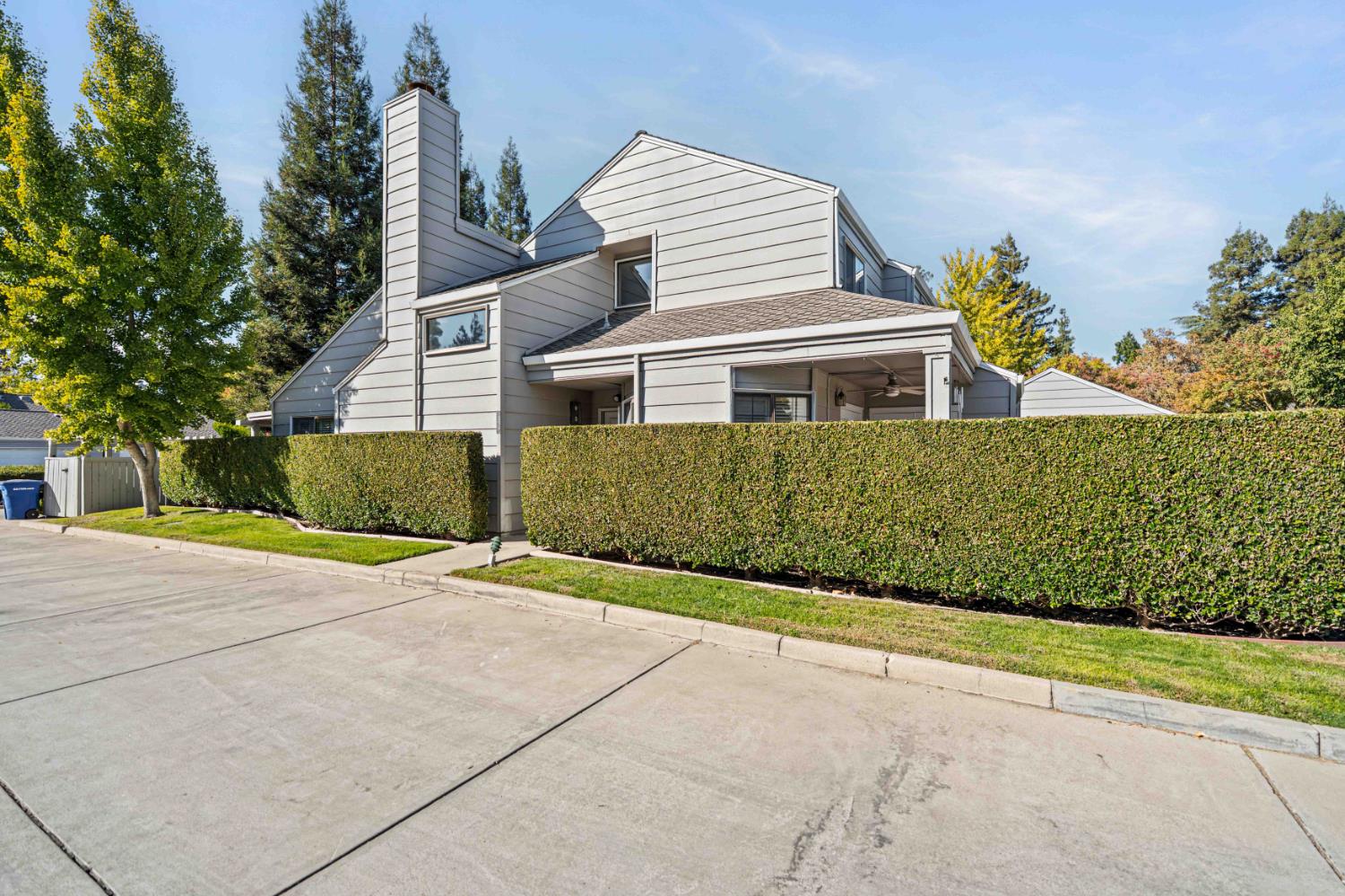 250 W Rumble Road D