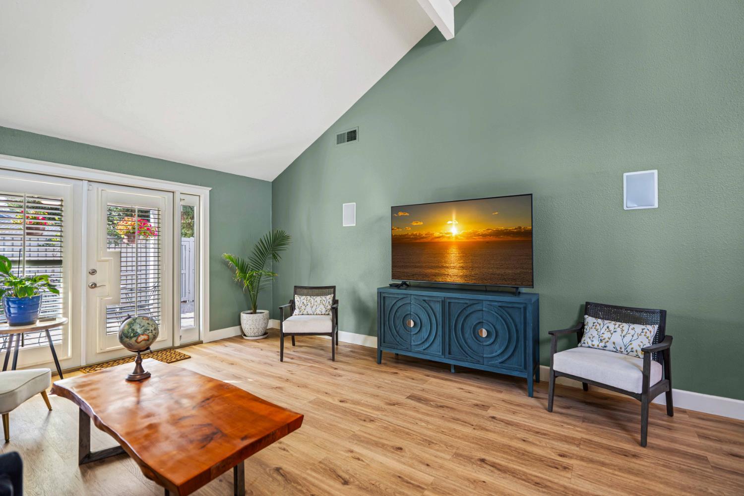 250 W Rumble Road D