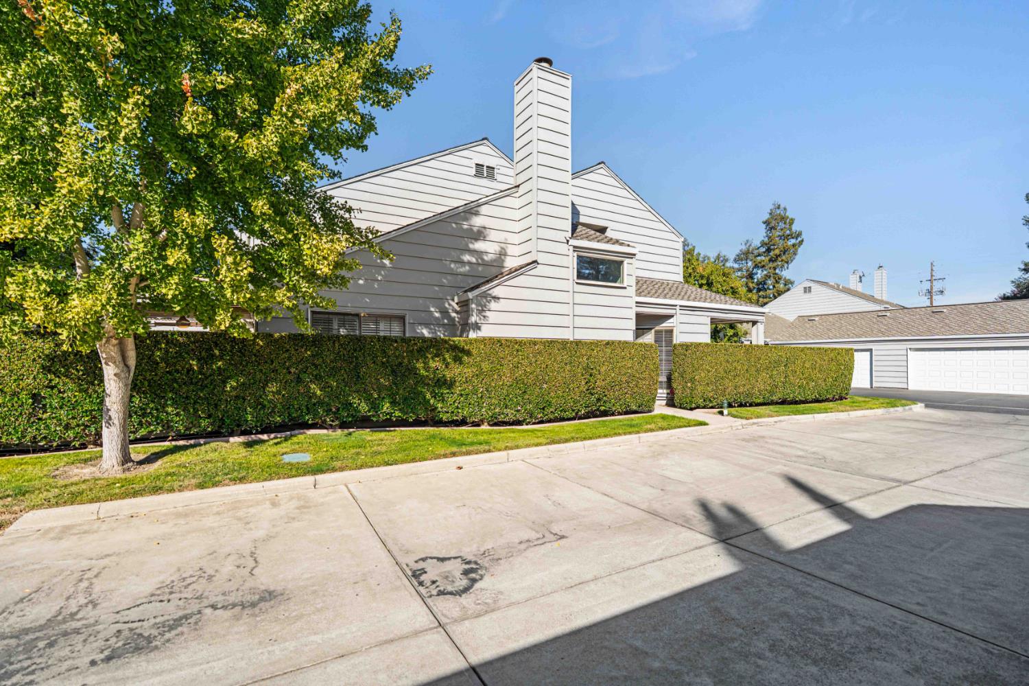 250 W Rumble Road D
