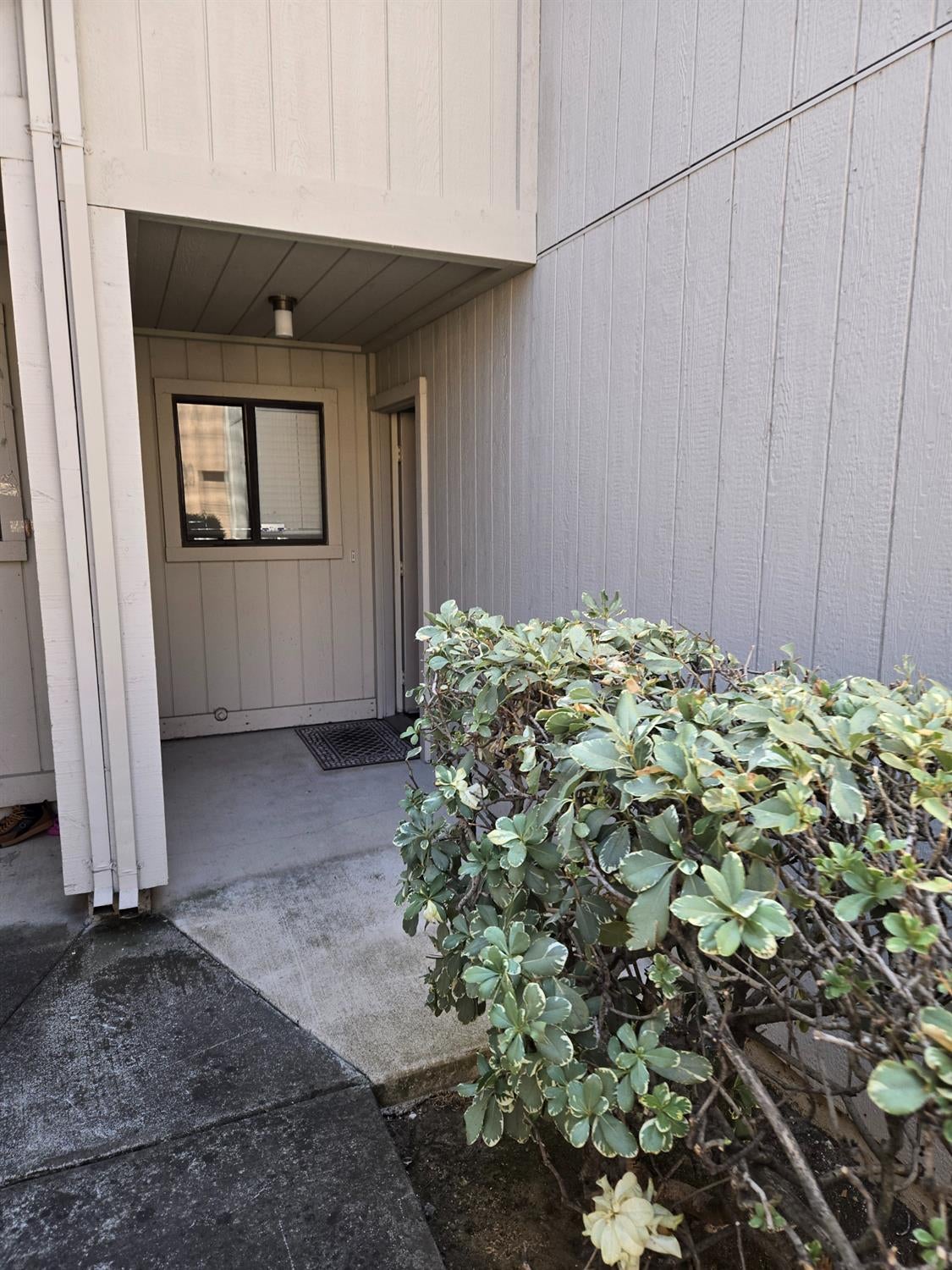 1385 Hood Road