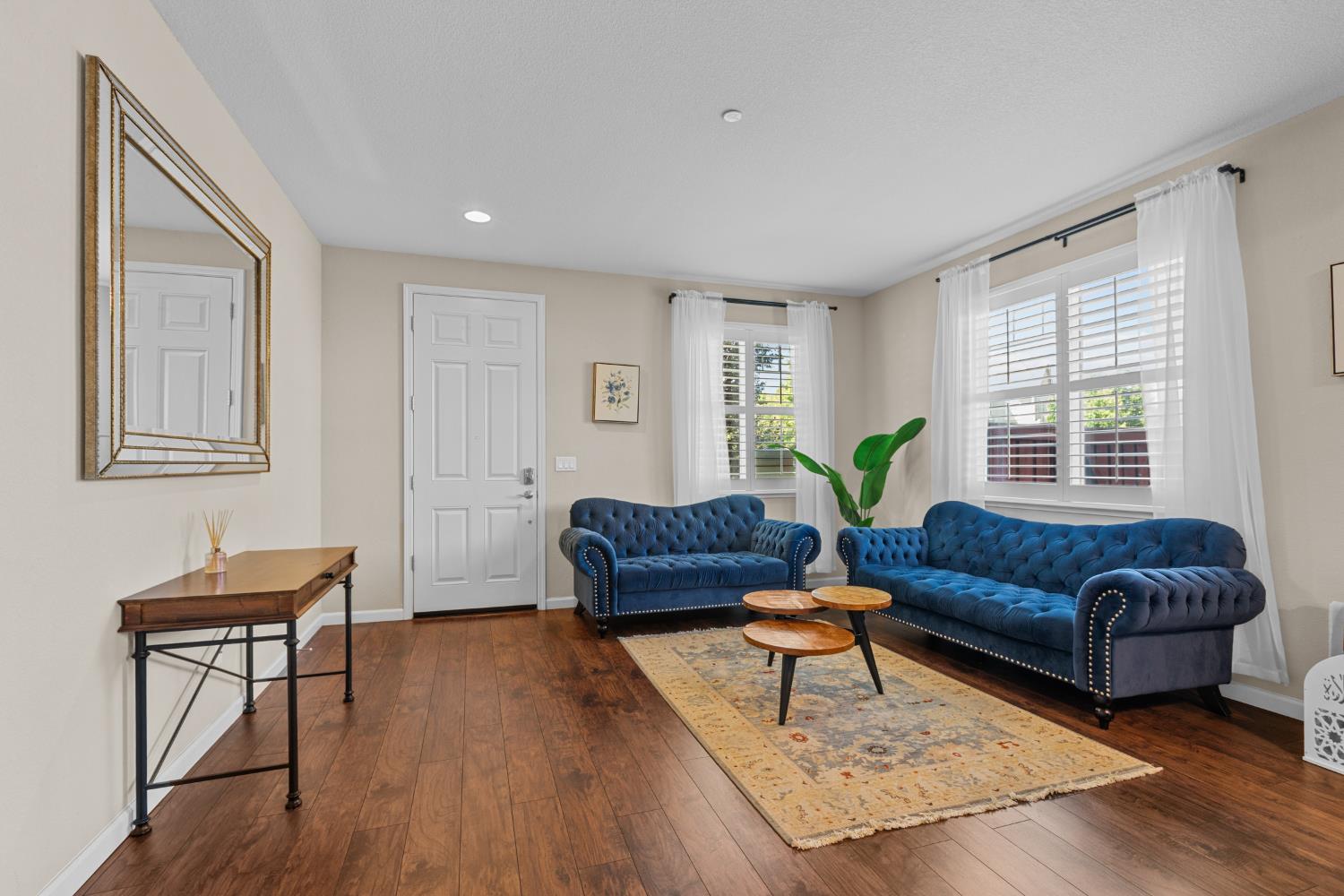 1544 Bayside Road