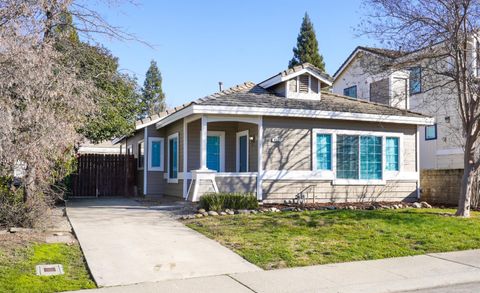 422 slocum Dr, Folsom, CA 95630 - MLS#: 224129947