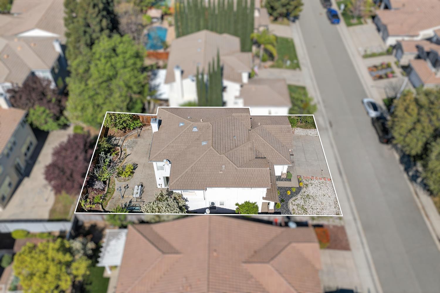 1820 Heather Garden Lane