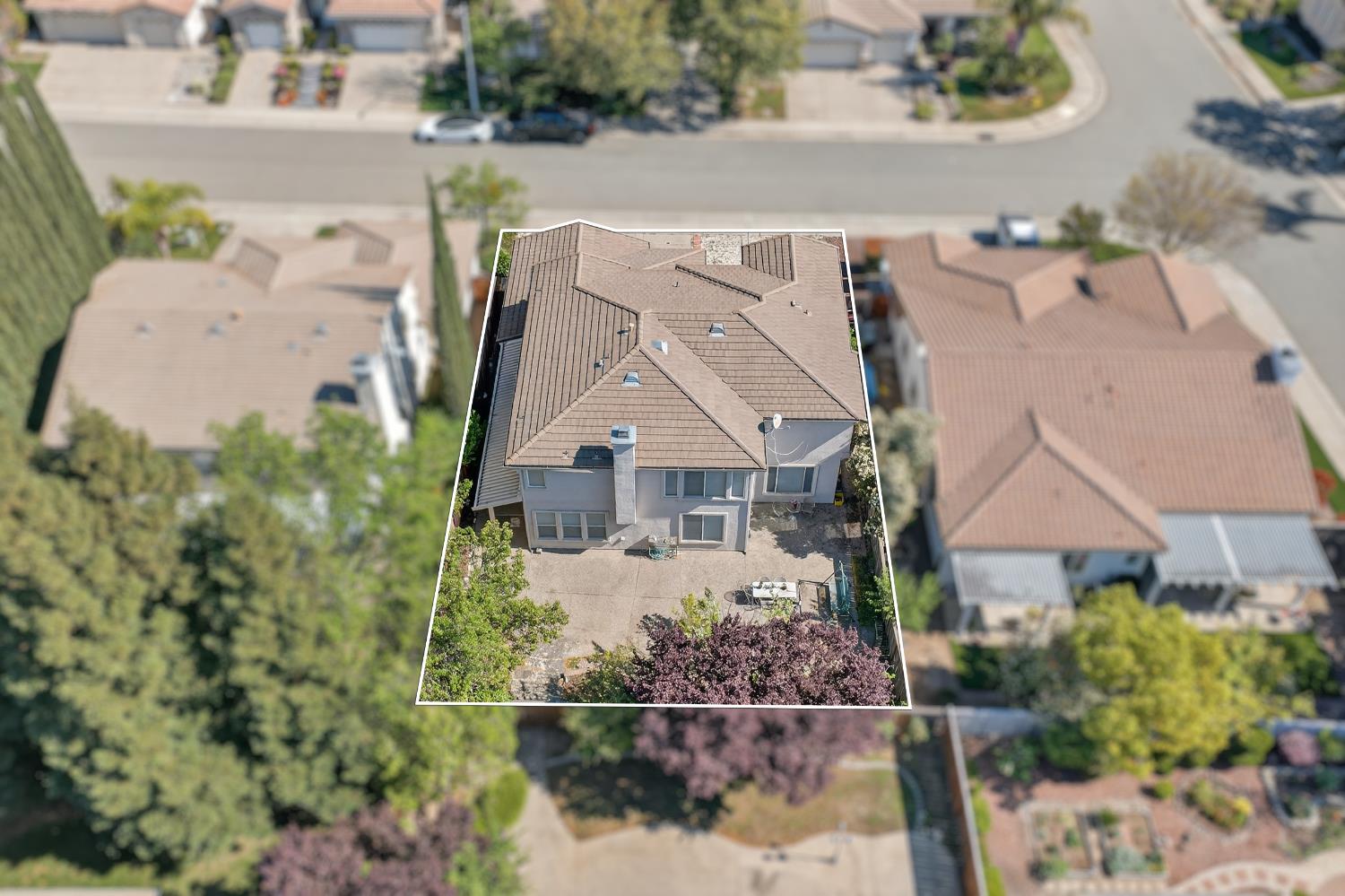 1820 Heather Garden Lane