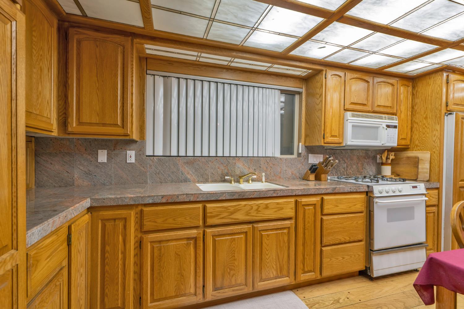 36 Milestone Lane 13